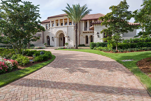 Trusted Warren, MI Driveway Pavers Experts